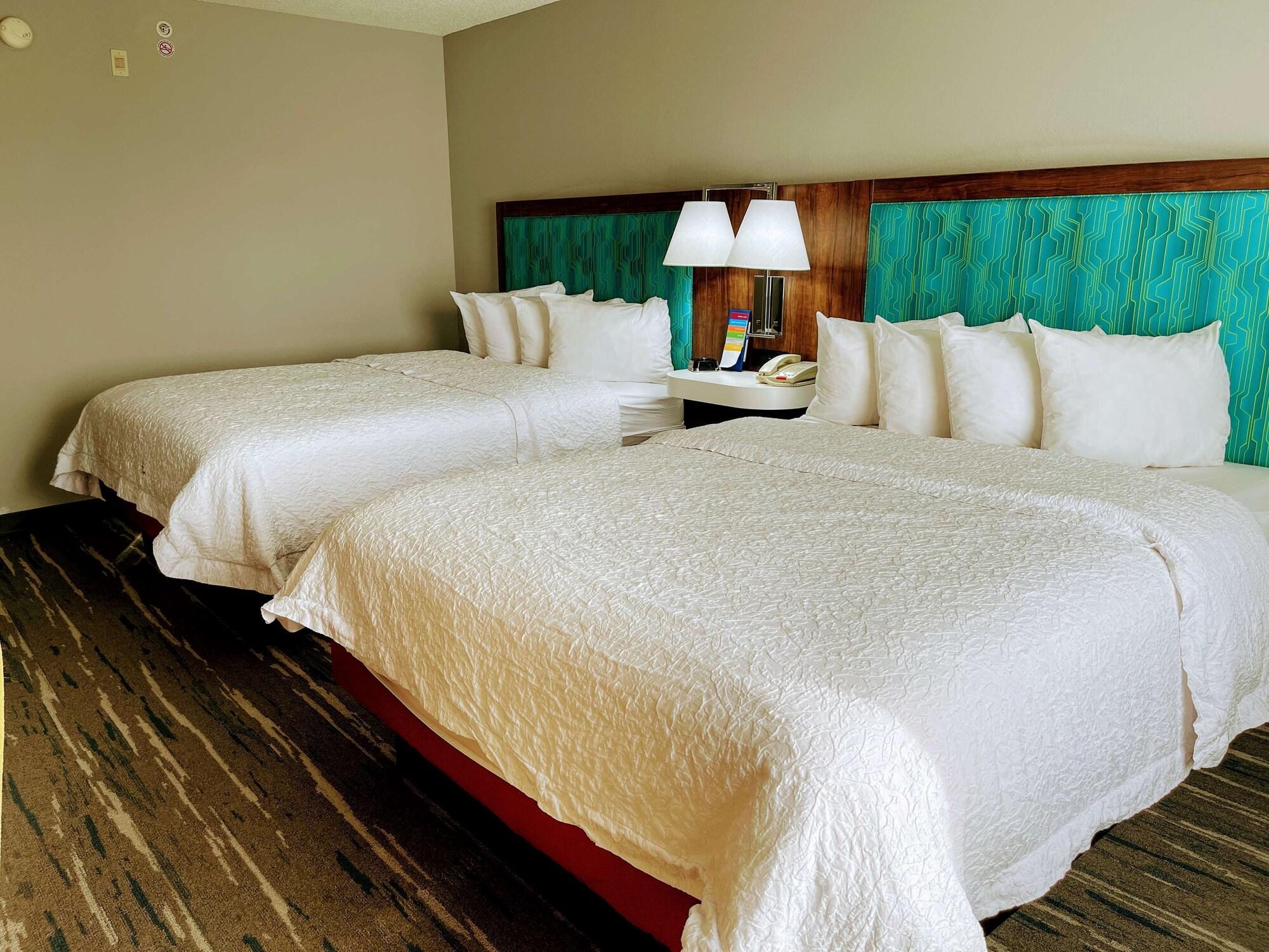 Hampton Inn & Suites Pensacola I-10 N At University Town Plaza מראה חיצוני תמונה