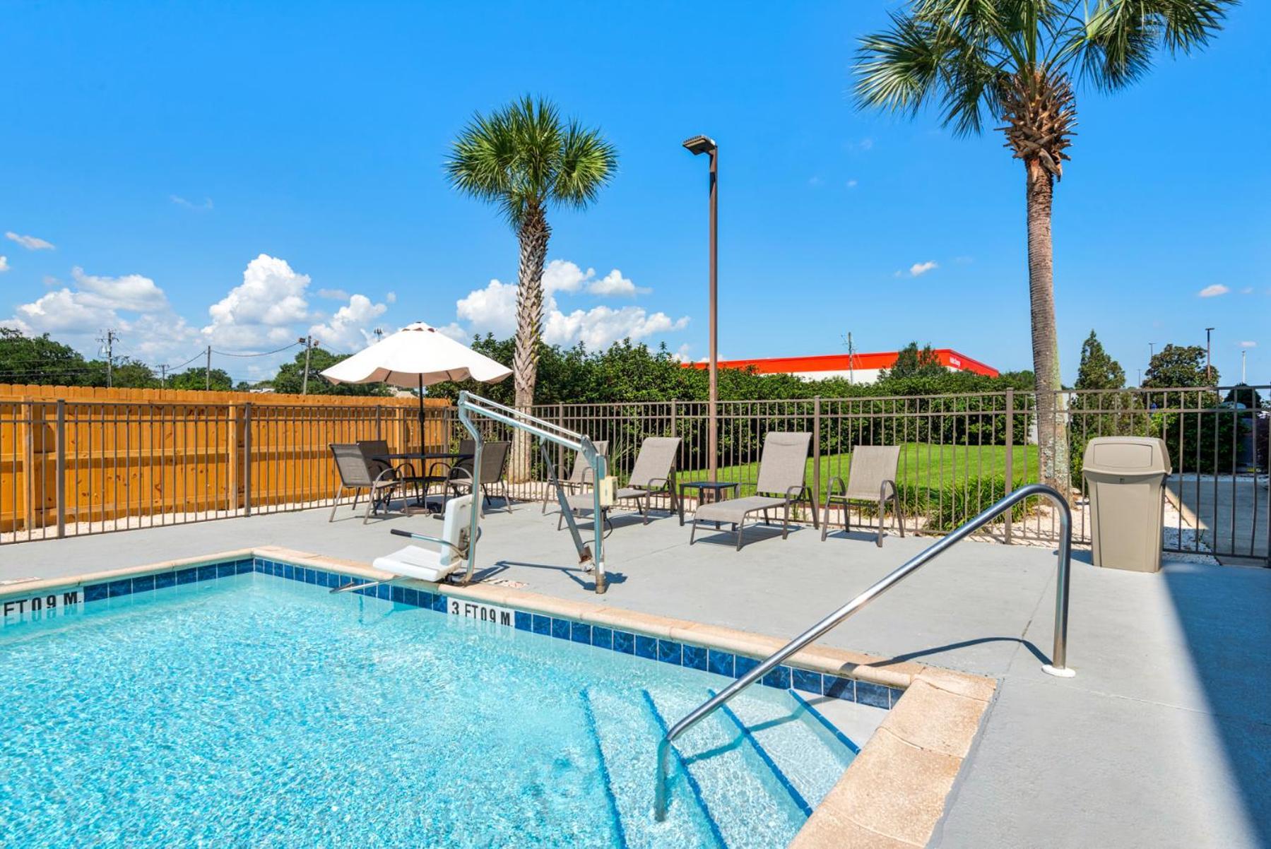 Hampton Inn & Suites Pensacola I-10 N At University Town Plaza מראה חיצוני תמונה