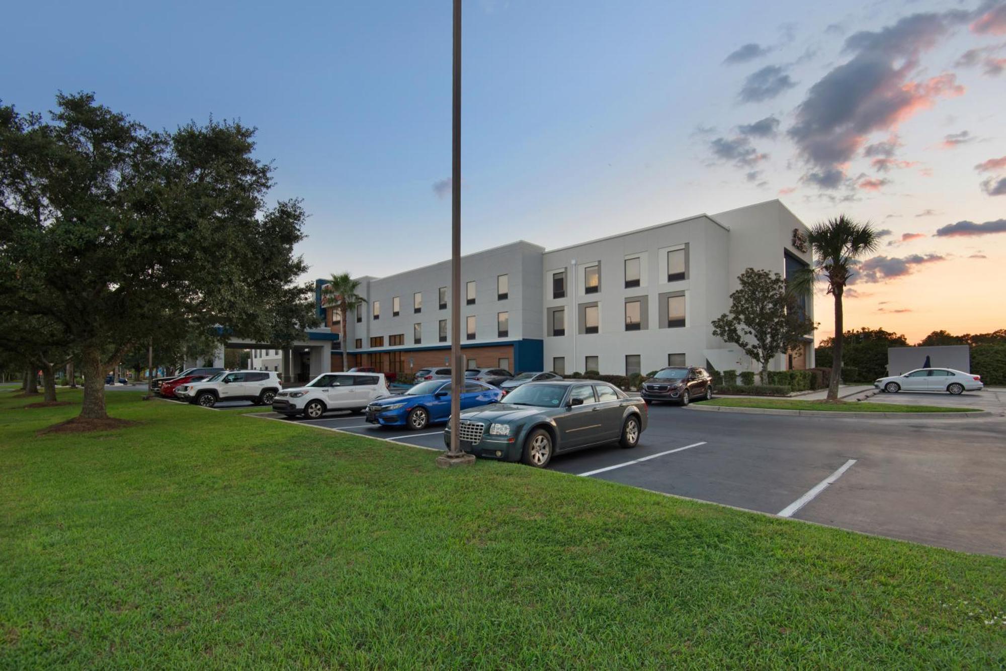 Hampton Inn & Suites Pensacola I-10 N At University Town Plaza מראה חיצוני תמונה