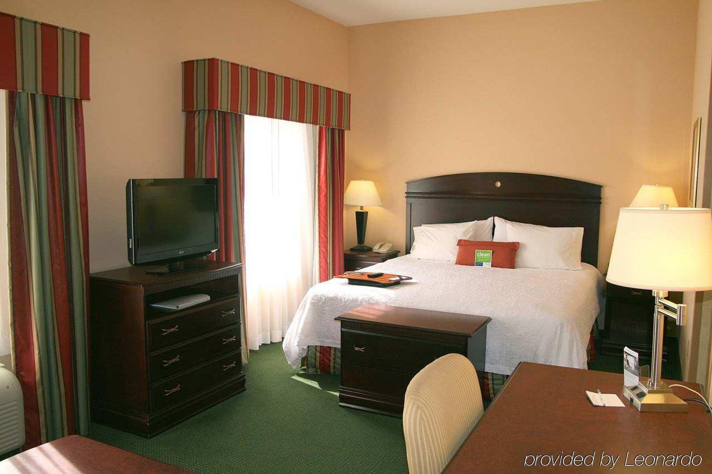 Hampton Inn & Suites Pensacola I-10 N At University Town Plaza חדר תמונה